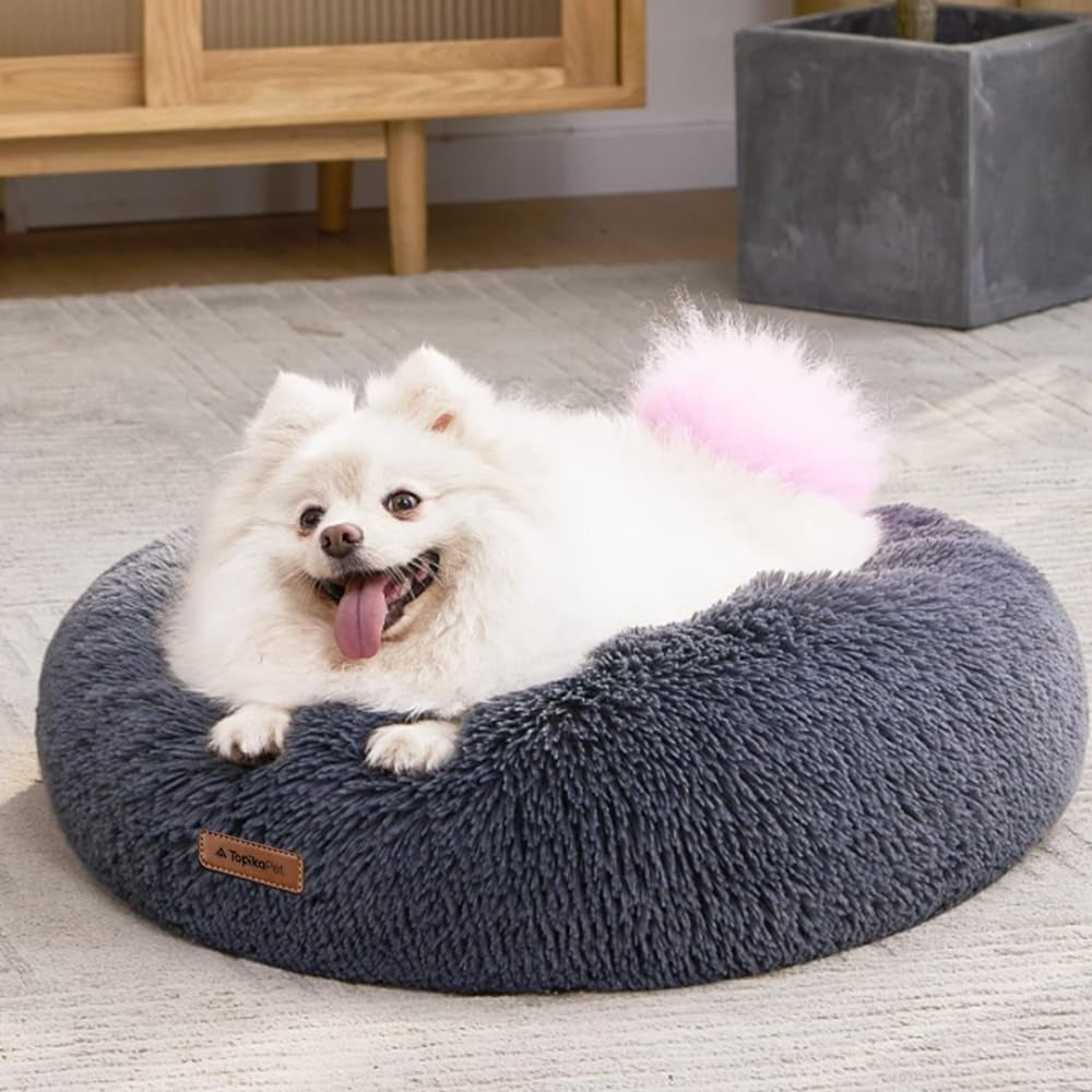 Topika Donut Dog Bed non-slip bottom and donut shape features