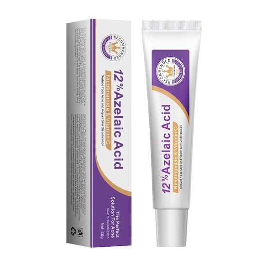 Seemsure Brightening Serum being applied to skin — lightweight airless pump